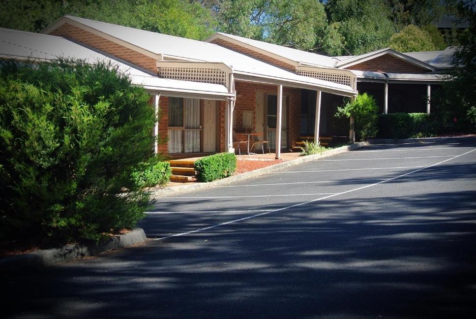 Eltham Motor Inn Melbourne Exterior foto