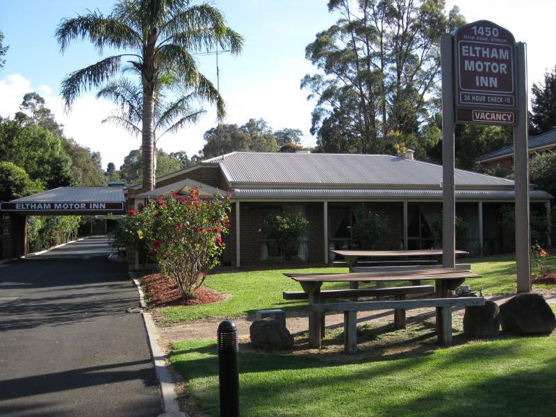 Eltham Motor Inn Melbourne Exterior foto